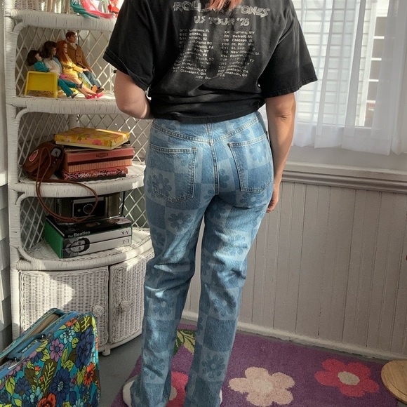 Asos cotton blend ‘90s straight leg jean in laser floral - Picture 7 of 8